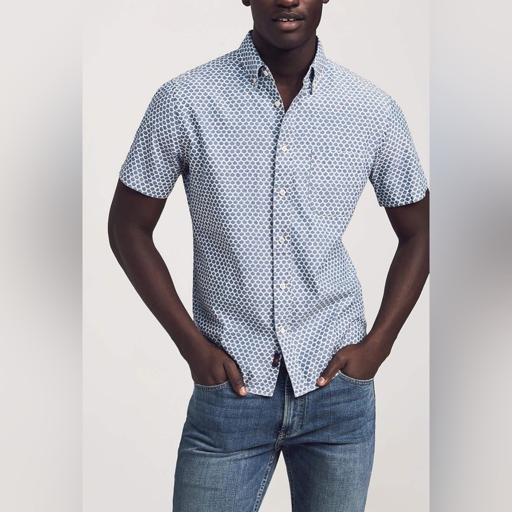 Faherty Men’s Short-Sleeve Playa Shirt Button Down Fish Scale Blue Size Medium